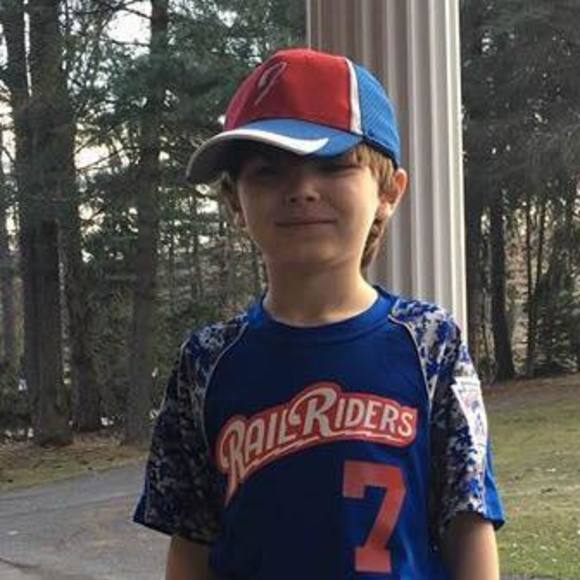 Meet your Posher, Kristen - Picture 1 of 1